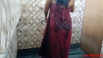 Aunty Indian Porn Movies: Caught on camera: Hot aunty and village boy in a steamy encounter