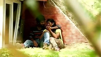 Arabian Indian XXX Videos: Indian couple enjoys boob play and hardcore sex in the park