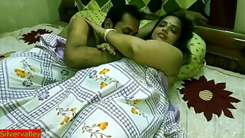 Aunty Indian Porn Movies: Hot Indian wife gets fucked by her husband in Hindi
